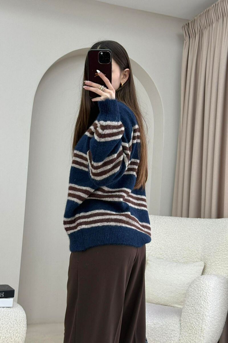 ROUND NECK STRIPE DESIGN WOMAN SWEATER DARK BLUE/BEE - 2