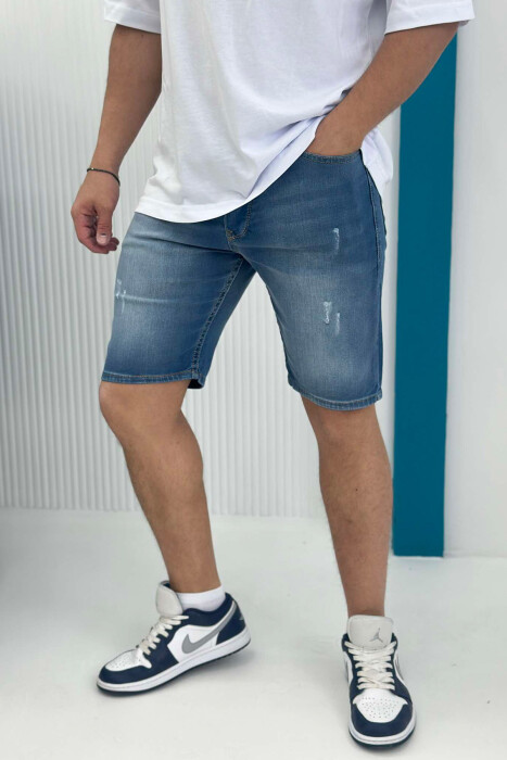 XHINSE TË SHKURTRA ME GËRVISHTJE PËR MESHKUJ NË NGJYRËN BLU E ZBARDHUR - KLAUDIO FASHION