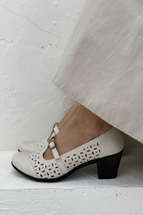 SEMI HEEL ONE COLOR WOMEN SHOES CREAM/KREM - 5