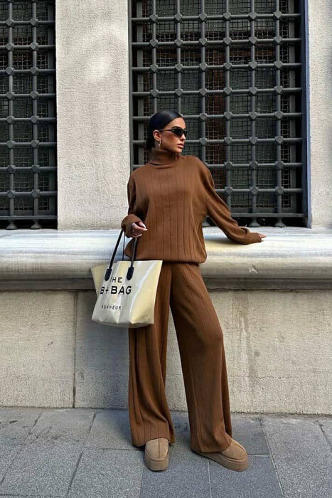 SET GOLF+PANTALLONA PËR FEMRA NË NGJYRËN KAFE - 5