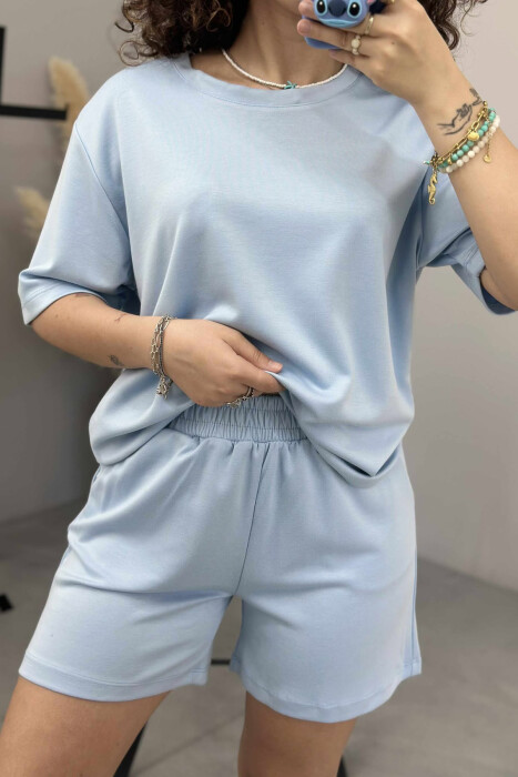 SET I THJESHTË T-SHIRT+PANTALLONA TË SHKURTRA PËR FEMRA NË NGJYRËN BLU E ZBARDHUR - 3