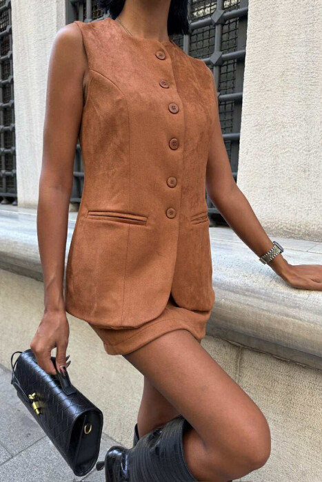 SET I THJESHTË NJË NGJYRËSH JELEK+FUND PËR FEMRA NË NGJYRË KAFE - 4