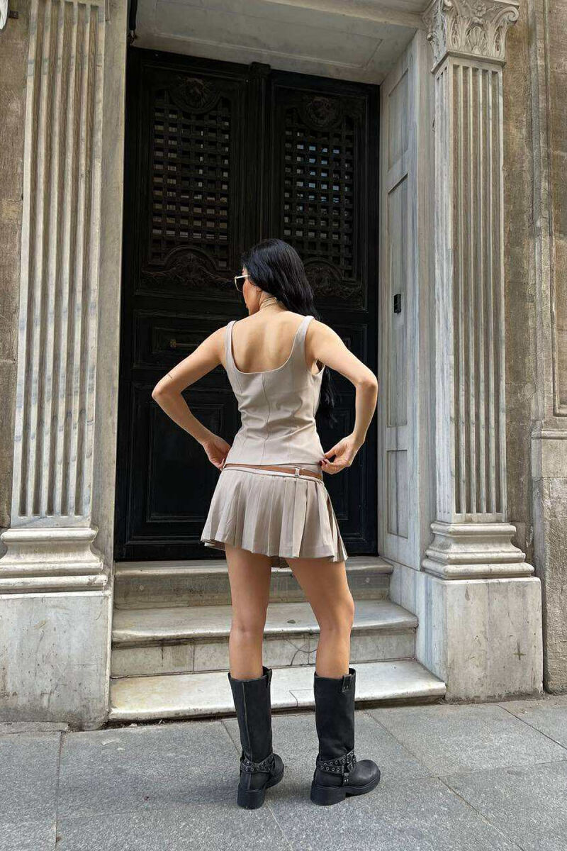 SET ME DETAJIN E RRIPIT KANATIERE+FUND-PANTALLONË PËR FEMRA NË NGJYRËN BEZHË - 3