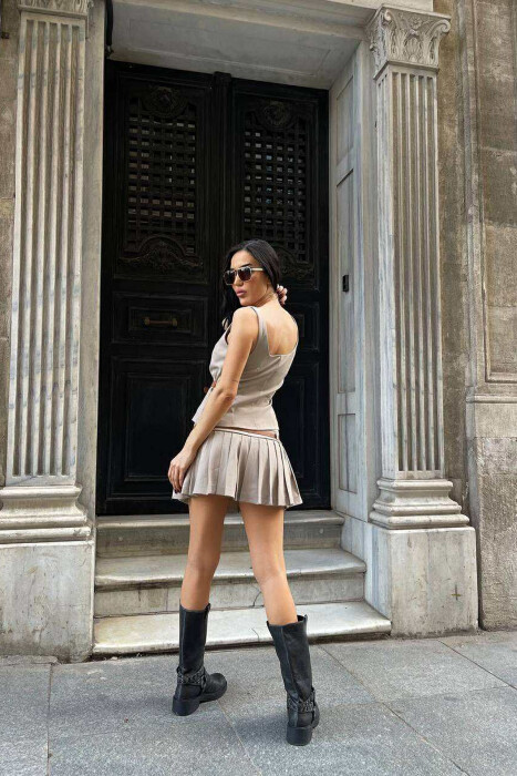 SET ME DETAJIN E RRIPIT KANATIERE+FUND-PANTALLONË PËR FEMRA NË NGJYRËN BEZHË - 4