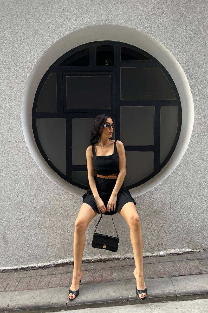 SET ME DETAJIN E RRIPIT KANATIERE+FUND-PANTALLONË PËR FEMRA NË NGJYRËN E ZEZË - 2