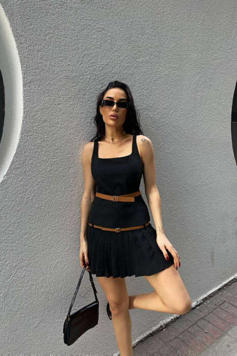 SET ME DETAJIN E RRIPIT KANATIERE+FUND-PANTALLONË PËR FEMRA NË NGJYRËN E ZEZË - 3