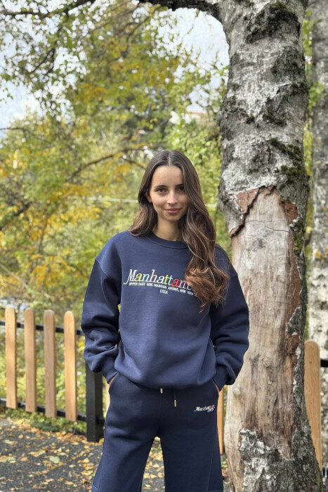 SET ME PUSH BLUZË+TUTA ME SHKRIME PËR FEMRA NË NGJYRË BLU TË ERRËT - 4