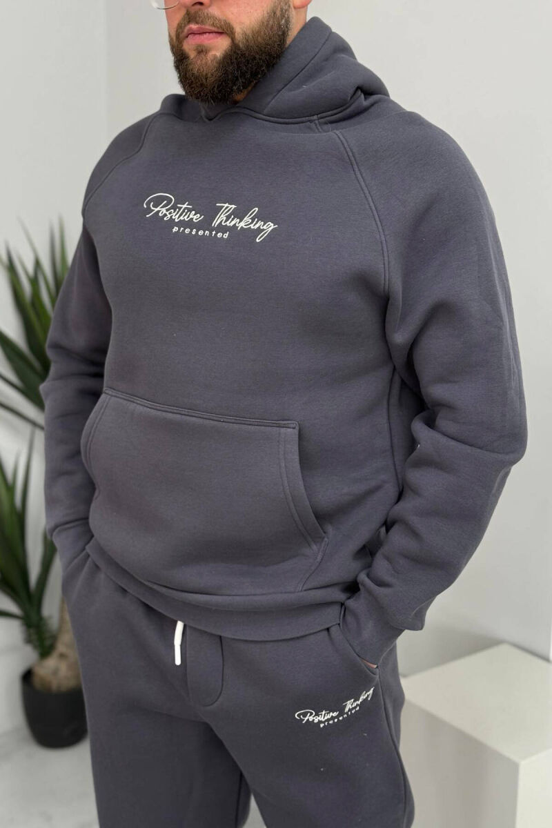 SET ME PUSH NJË NGJYRËSH PËR MESHKUJ NË NGJYRËN GRI E ERRËT - 4