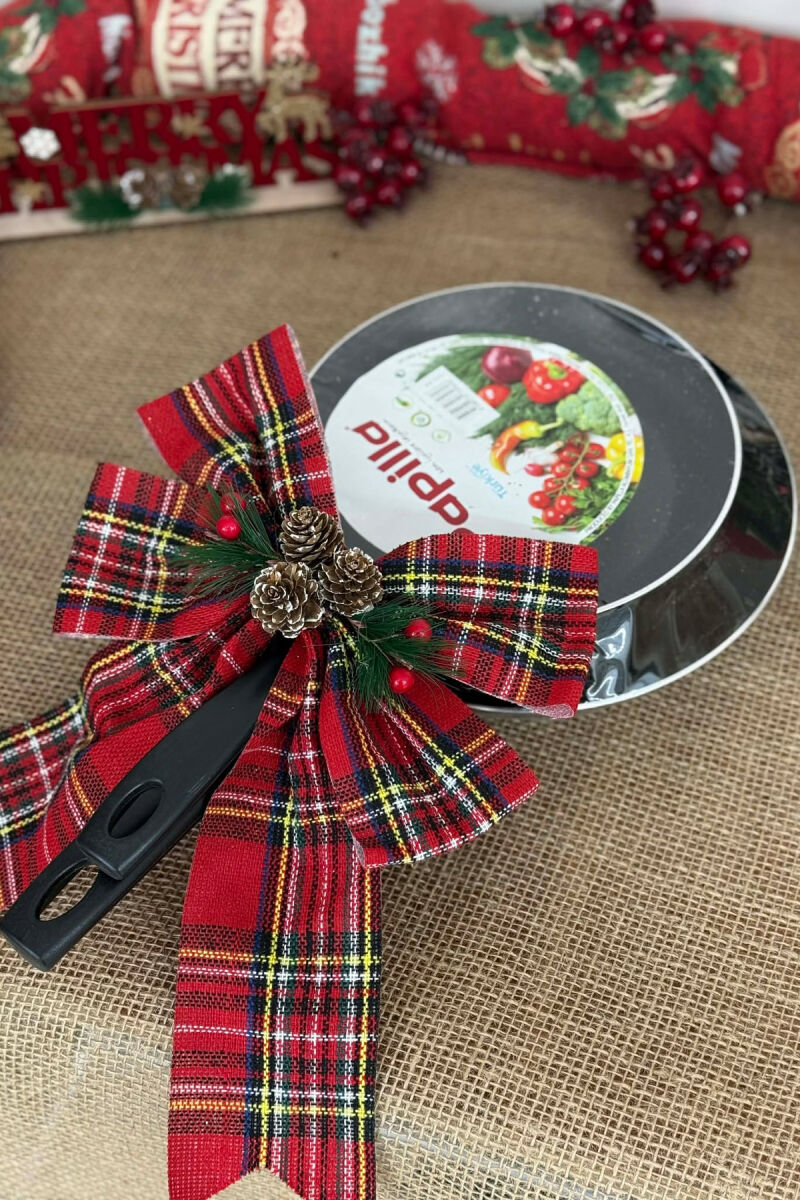 SET ME TIGANË NË DY MADHËSI TË NDRYSHME 20-24 CM NË NGJYRËN E ZEZË - 4