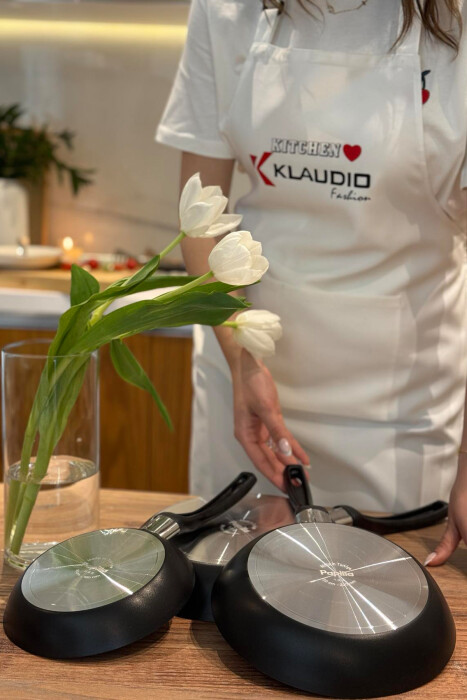 SET ME TIGANË NË TRE MADHËSI TË NDRYSHME 18-22-26 CM NË NGJYRËN E ZEZË - 4