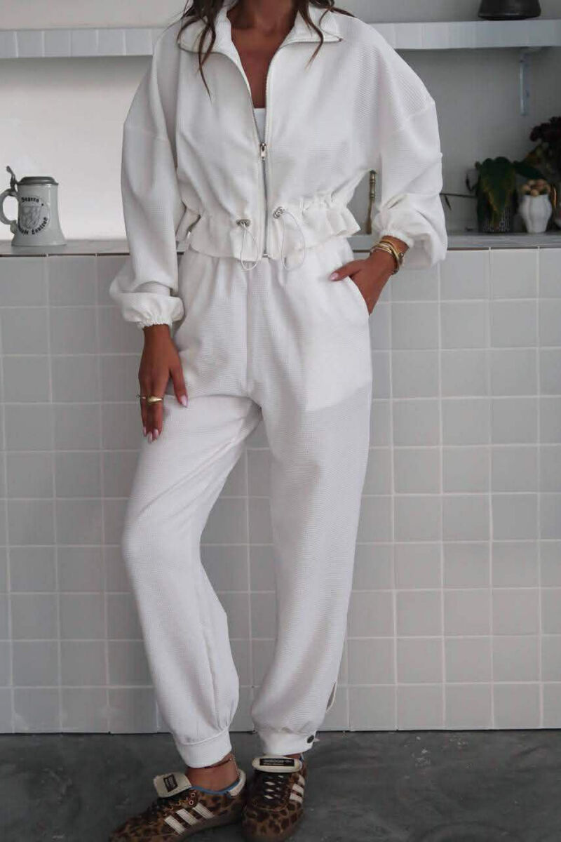 SET NJE NGJYRESH XHAKETE + PANTALLONA PER FEMRA NE NGJYRE TE BARDHE - 1