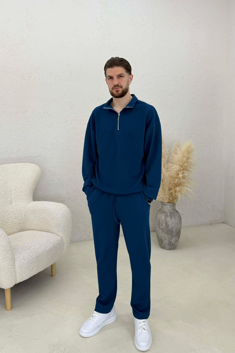 SET NJE NGJYRESH BLUZE ME ZINXHIR + TUTA PER MESHKUJ NE NGJYRE BLU - 1