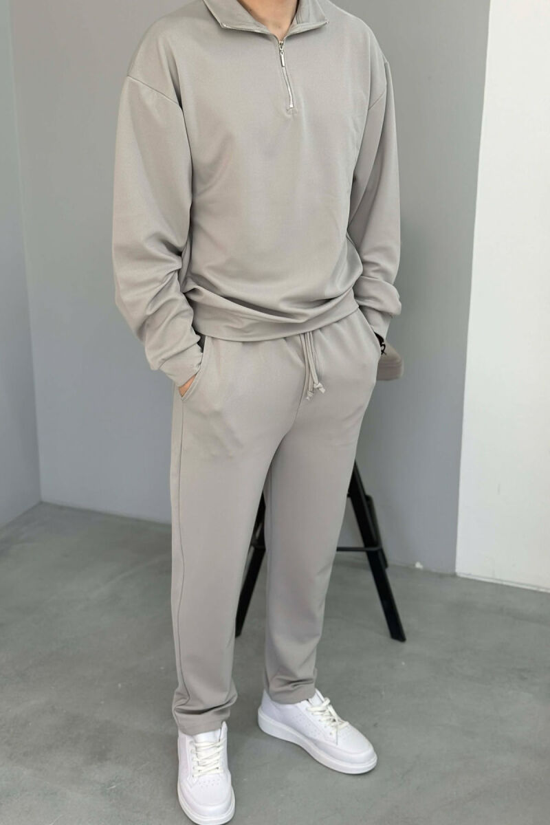 SET NJE NGJYRESH BLUZE ME ZINXHIR + TUTA PER MESHKUJ NE NGJYRE GRI - 2