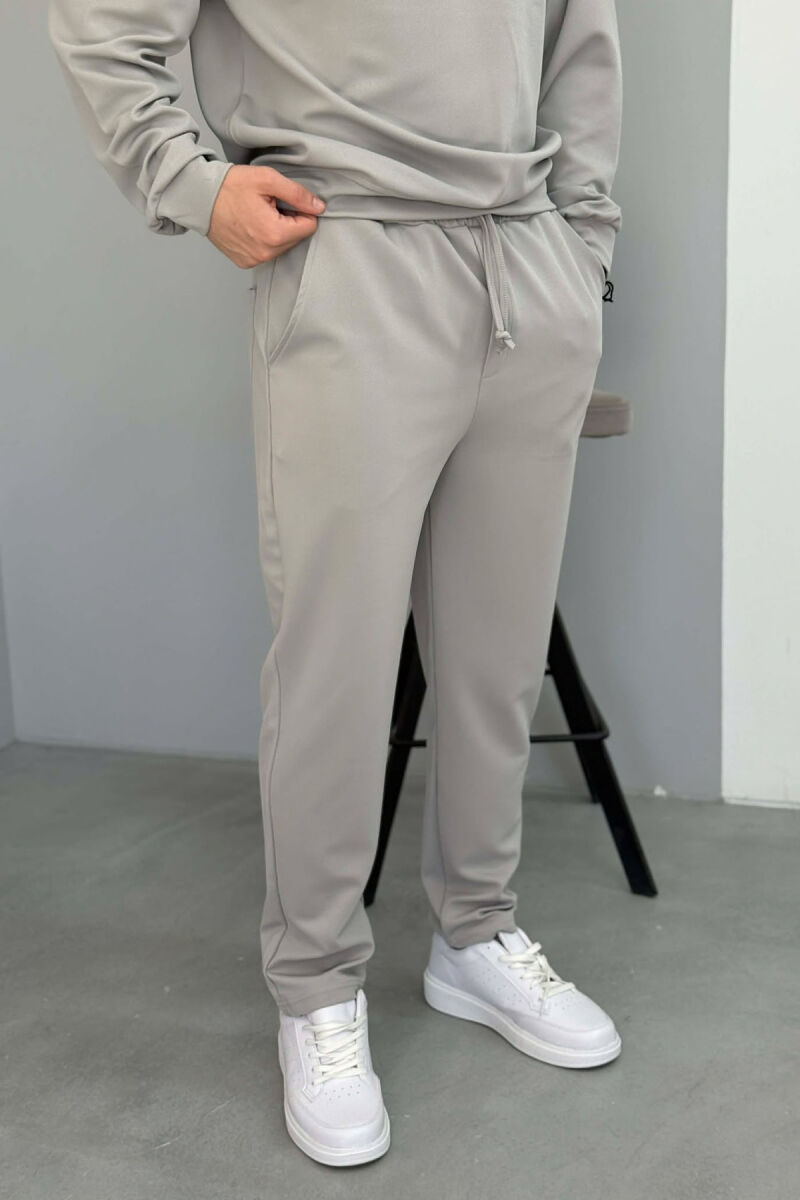 SET NJE NGJYRESH BLUZE ME ZINXHIR + TUTA PER MESHKUJ NE NGJYRE GRI - 5