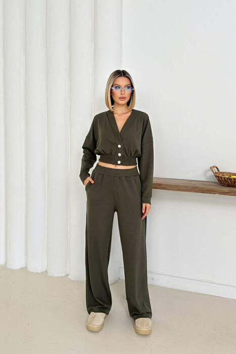 SET NJE NGJYRESH CROP TOP ME MENGE TE GJATA + PANTALLONA PER FEMRA NE NGJYRE JESHILE - 1