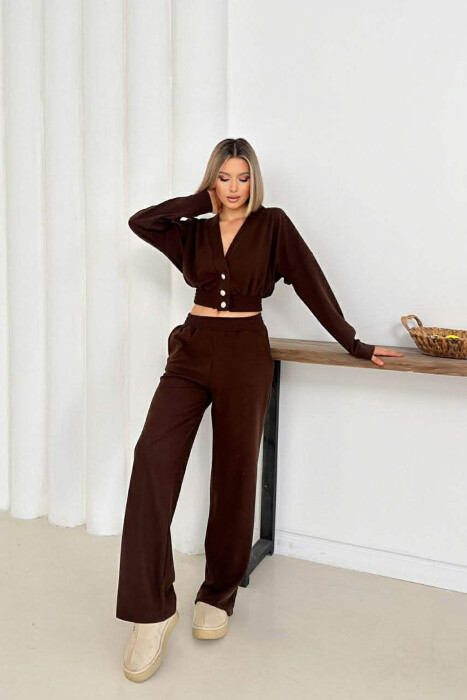 SET NJE NGJYRESH CROP TOP ME MENGE TE GJATA + PANTALLONA PER FEMRA NE NGJYRE KAFE - 1