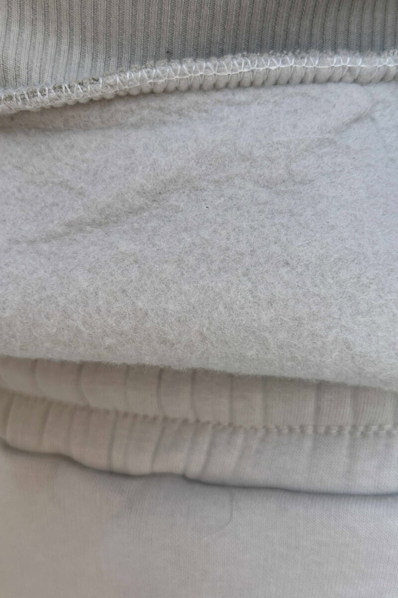 SET NJË NGJYRËSH HOODIE ME SHKRIM PARA+TUTA PËR MESHKUJ NË NGJYRË GRI TË ZBARDHUR - 3