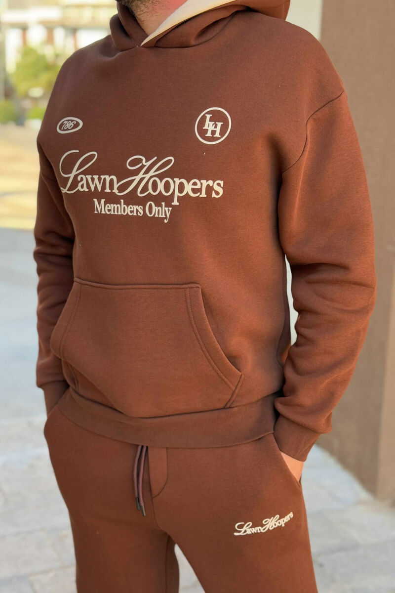 SET NJË NGJYRËSH HOODIE ME SHKRIM PARA+TUTA PËR MESHKUJ NË NGJYRË KAFE - 2