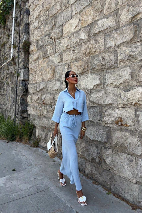 SET NJË NGJYRËSH KËMISHË+FUND PËR FEMRA NË NGJYRËN BLU E ZBARDHUR - 3