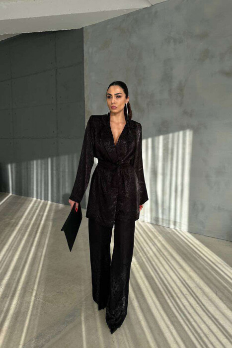 SET NJË NGJYRËSH ME DETAJIN E LIDHSEVE XHAKETË+PANTALLONA PËR FEMRA NË NGJYRËN E ZEZË - 5