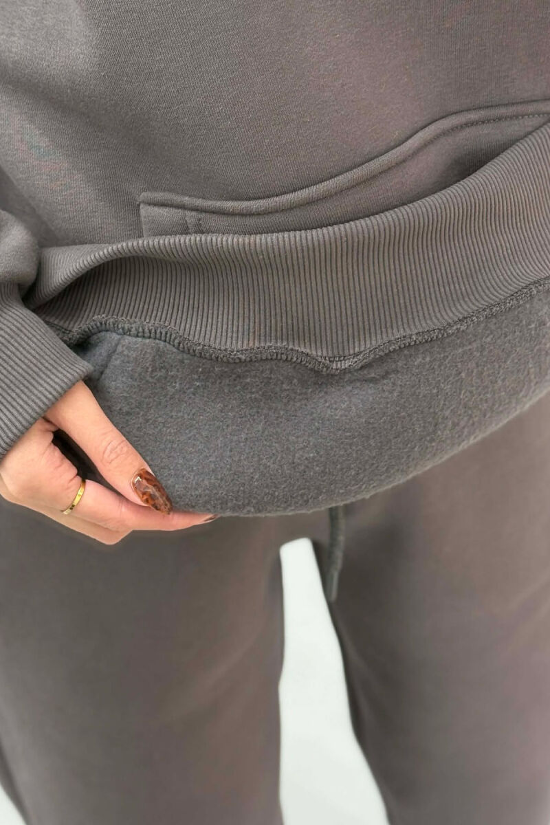 SET NJE NGJYRESH ME PUSH HOODIE+TUTA PER FEMRA NE NGJYRE GRI ERRET - 5