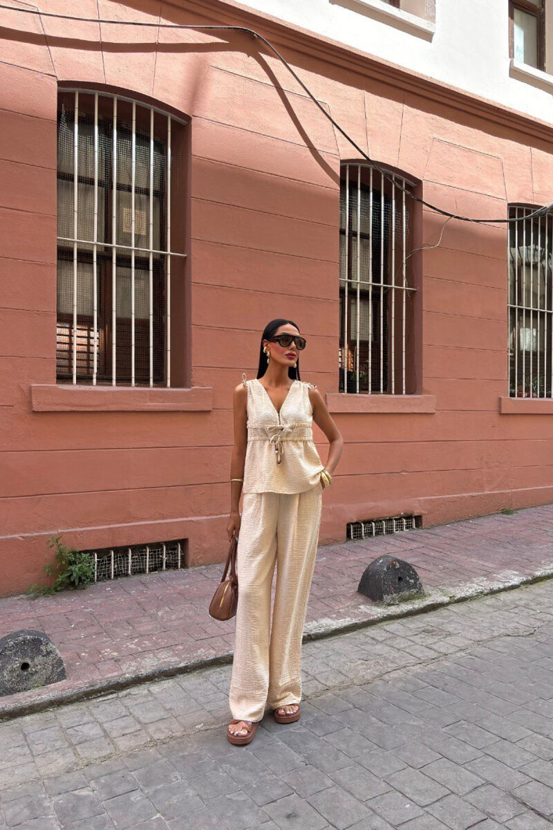 SET NJË NGJYRËSH KANATIERE+PANTALLONA PËR FEMRA NË NGJYRË BEZHË - 2