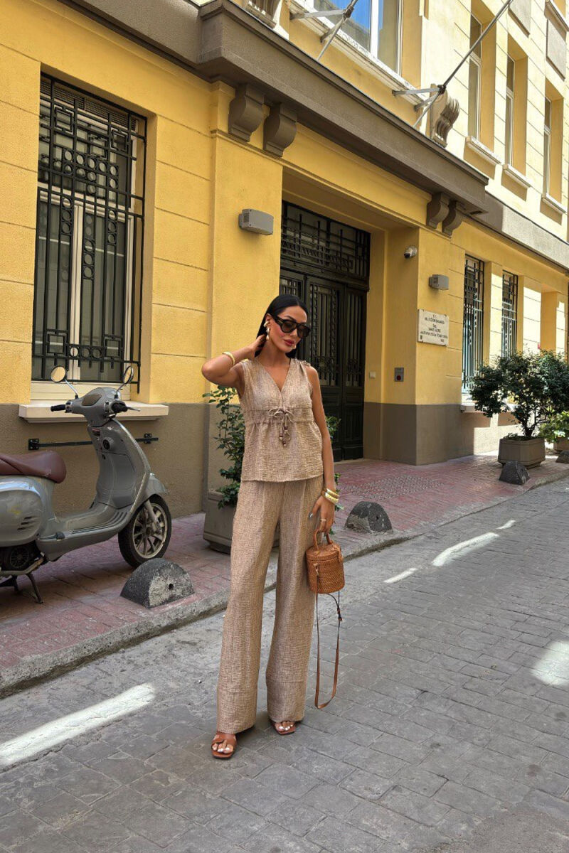 SET NJË NGJYRËSH KANATIERE+PANTALLONA PËR FEMRA NË NGJYRË KAFE E ZBARDHUR - 1