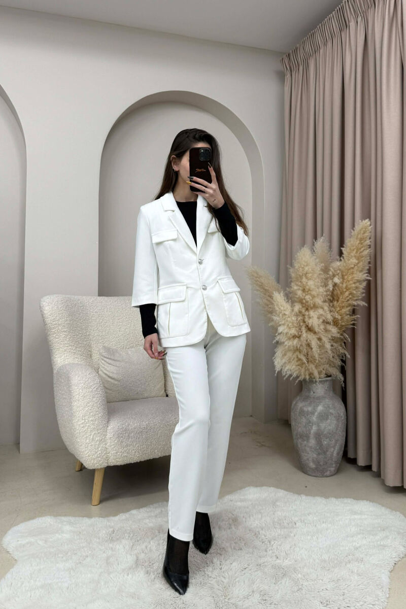 SET NJE NGJYRESH XHAKETE+PANTALLONA PER FEMRA NE NGJYRE TE BARDHE - 2