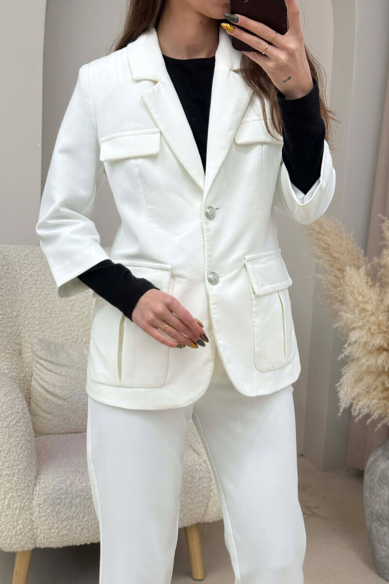 SET NJE NGJYRESH XHAKETE+PANTALLONA PER FEMRA NE NGJYRE TE BARDHE - 4