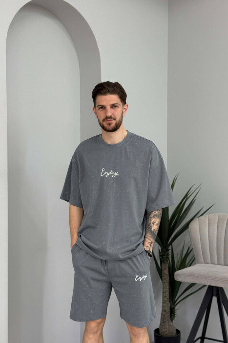 SET T-SHIRT ME SHKRIM PARA & PAS + TUTA TE SHKURTRA PER MESHKUJ NE NGJYRE GRI - 3