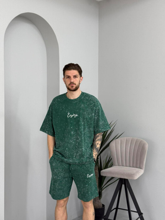 SET T-SHIRT ME SHKRIM PARA & PAS + TUTA TE SHKURTRA PER MESHKUJ NE NGJYRE JESHILE - 2