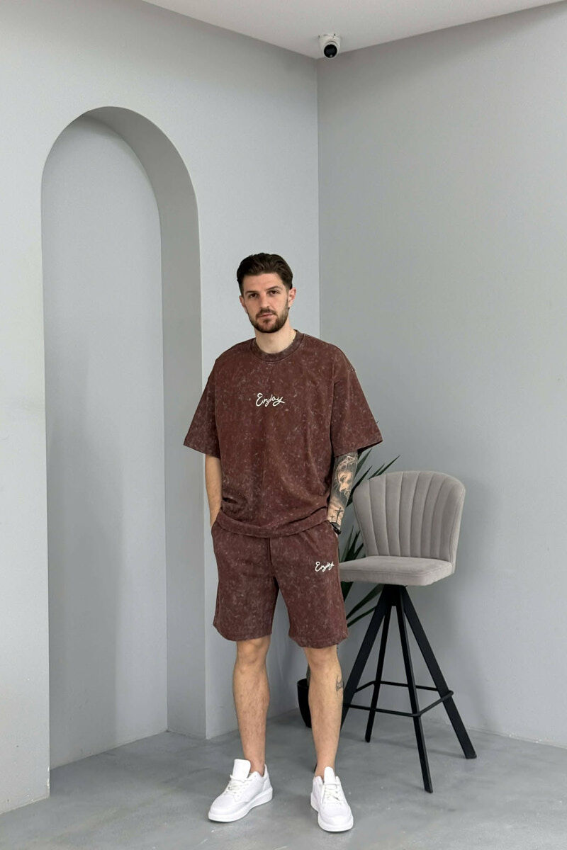 SET T-SHIRT ME SHKRIM PARA & PAS + TUTA TE SHKURTRA PER MESHKUJ NE NGJYRE KAFE - 1