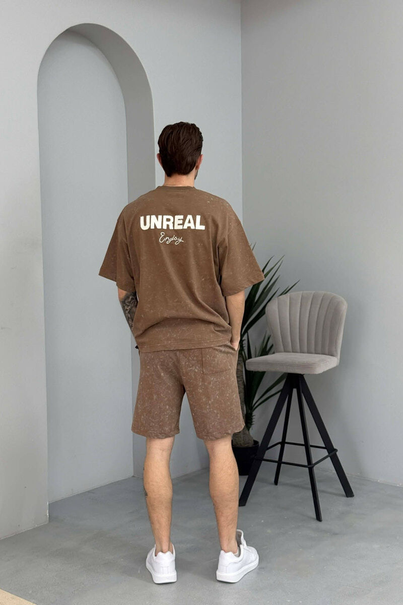 SET T-SHIRT ME SHKRIM PARA & PAS + TUTA TE SHKURTRA PER MESHKUJ NE NGJYRE KAFE TE ZBARDHUR - 4