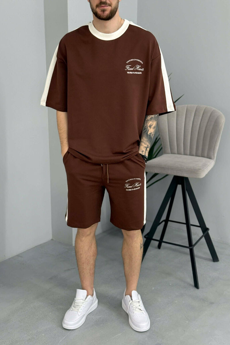 SET T-SHIRT ME SHKRIME TE VOGLA + TUTA TE SHKURTRA PER MESHKUJ NE NGJYRE KAFE - 3