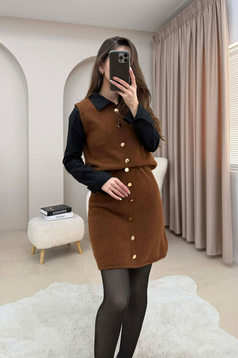 SET I THURRUR ME DETAJIN E BUTONAVE JELEK+FUND PËR FEMRA NË NGJYRË KAFE - 3