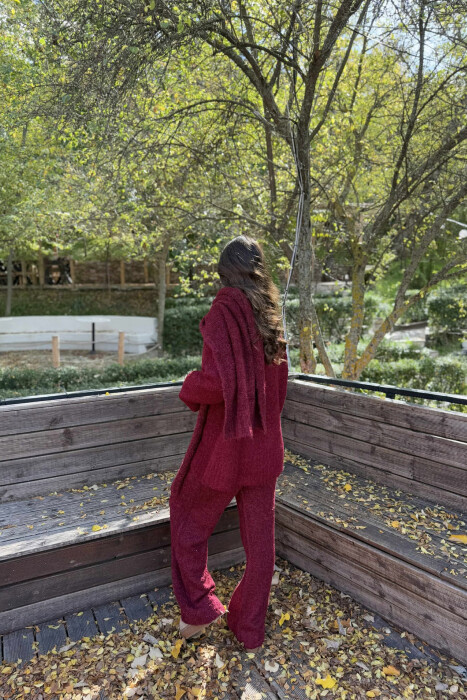 SET TRE PJESËSH I THURRUR SHALL+TRIKO+PANTALLONA PËR FEMRA NË NGJYRË VISHNJË - 2