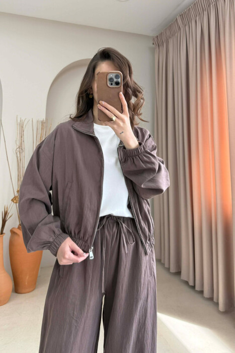 SET XHAKETE + PANTALLONA TE GJERA PER FEMRA NE NGJYRE KAFE - 3