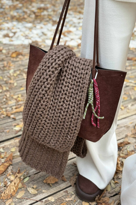 SHALL I THJESHTË NJË NGJYRËSH PËR FEMRA NË NGJYRË KAFE - 6