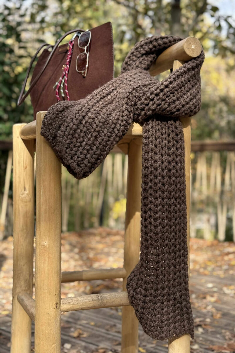 SHALL I THJESHTË NJË NGJYRËSH PËR FEMRA NË NGJYRË KAFE - 8