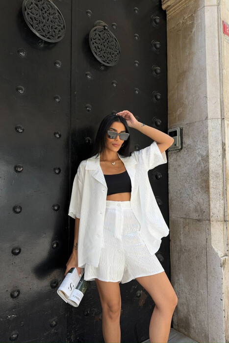 SHINY ONE COLOR SHORT SLEEVE SHIRT + SHORTS WOMAN SET WHITE-E BARDHE - KLAUDIO FASHION