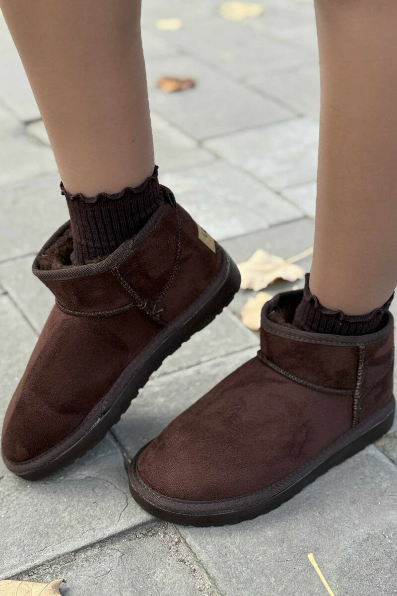 SHORT SIMPLE WOMAN UGG DARK BROWN/KAE - 4