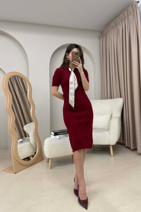 FUSTAN ME MENGE TE SHKURTRA DHE ME DETAJIN E SHALLIT PER FEMRA NE NGJYRE VISHNJE - KLAUDIO FASHION