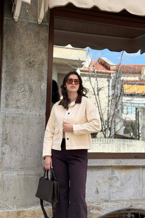 SIMPLE BUTTONED DENIM WOMEN JACKET CREAM/KREM - KLAUDIO FASHION