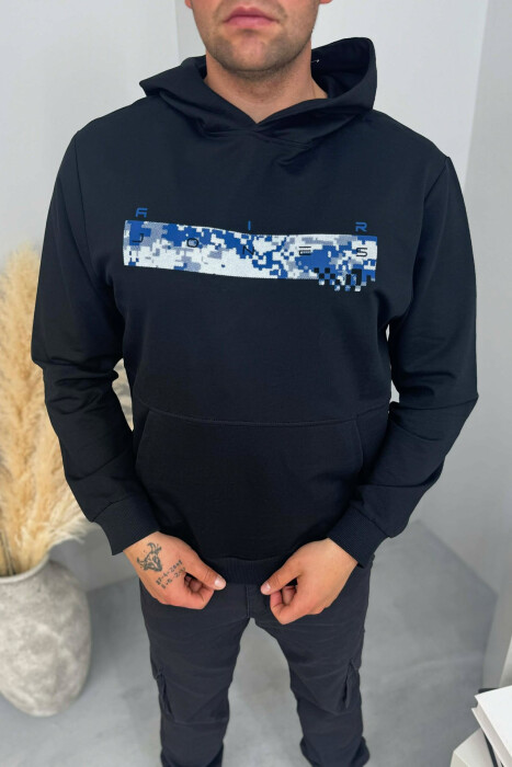 HOODIE NJË NGJYRËSHE ME DIZAJN TË THJESHTË PËR MESHKUJ NË NGJYRËN E ZEZË 