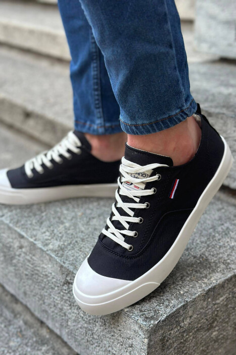 SIMPLE EVERYDAY MAN SNEAKERS BLACK/ E ZEZE 