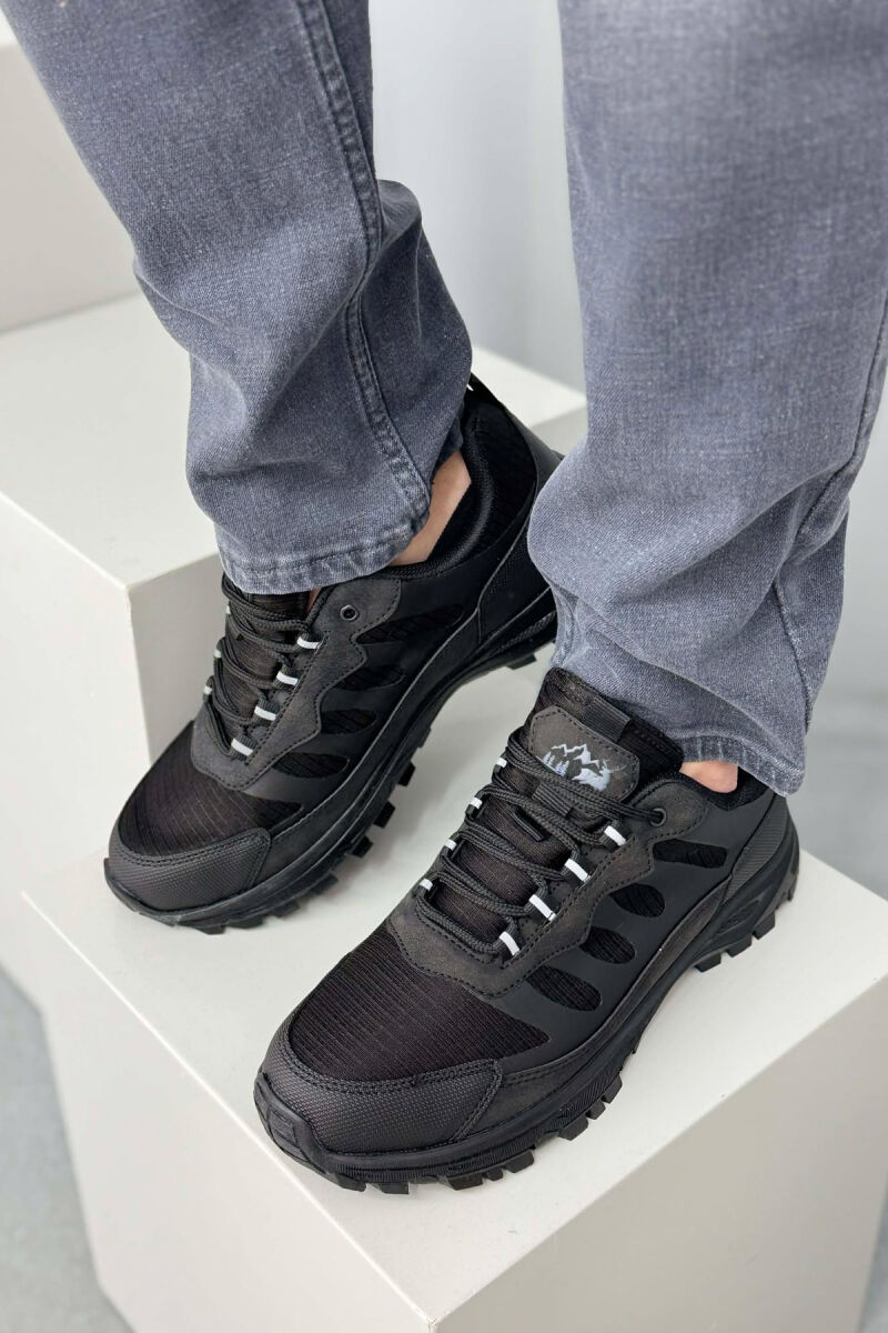 SIMPLE LACING TRAIL MEN SNEAKERS BLACK/ E ZEZE - 4