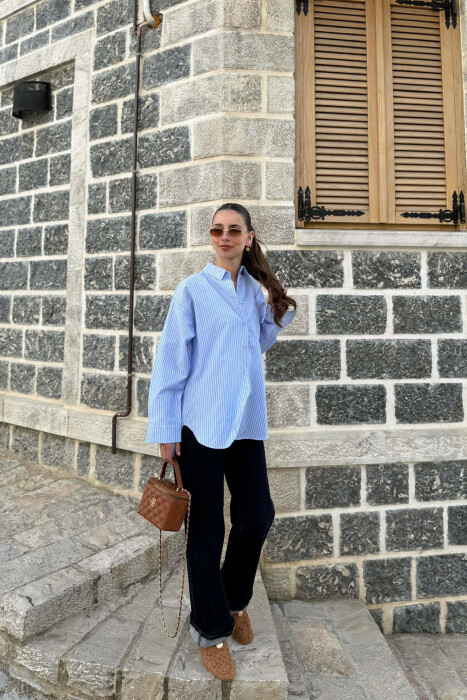 SIMPLE LINES DESIGN WOMAN SHIRT LIGHTBLUE/BZ - 4