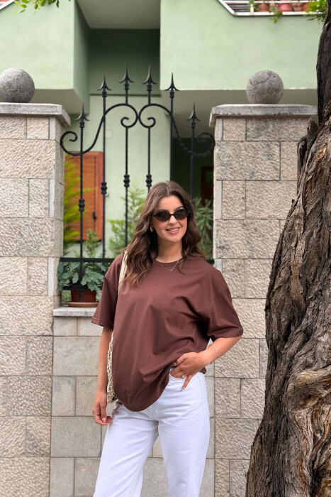 SIMPLE ONE COLOR WOMAN T-SHIRT + 6 PAIR SOCKS BROWN/KAFE - KLAUDIO FASHION