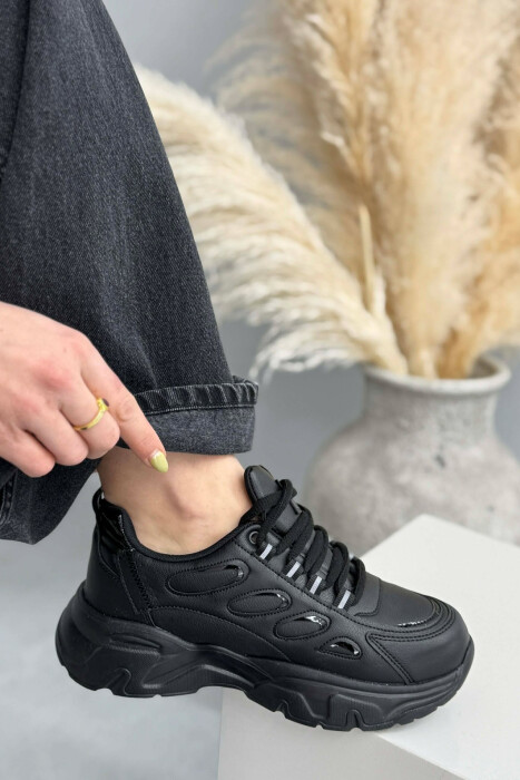 SIMPLE PLATFORM LACING WOMEN SNEAKERS BLACK/ E ZEZE 