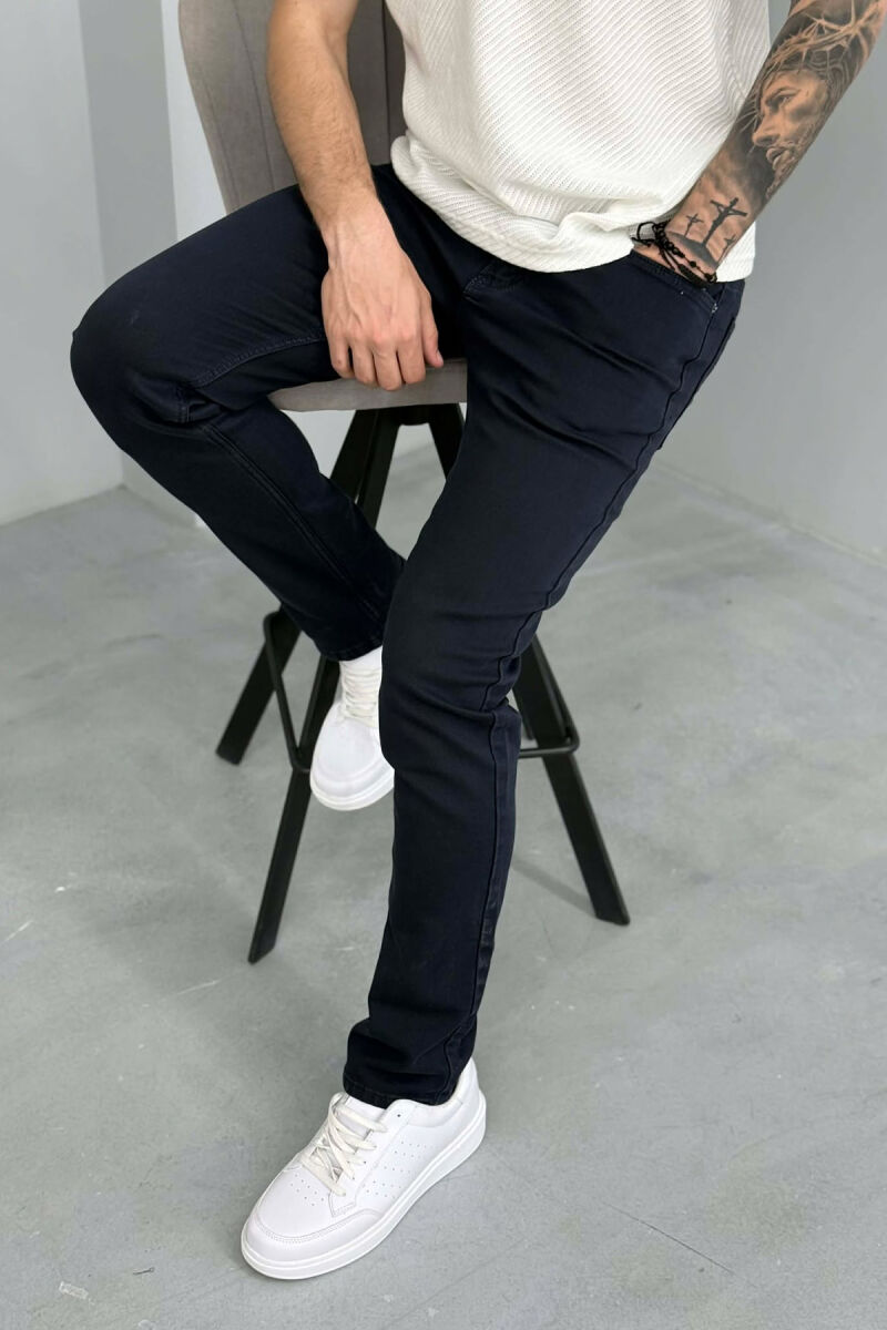 SIMPLE REGULAR ONE COLOR MEN JEANS DARK BLUE/BEE - 6